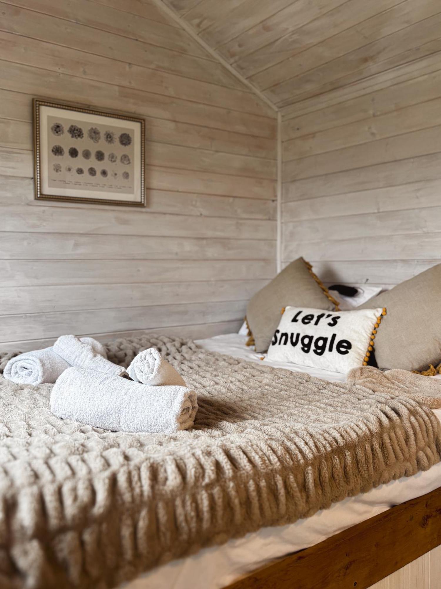 'Swan' Lakeview Lodge Bishampton 외부 사진